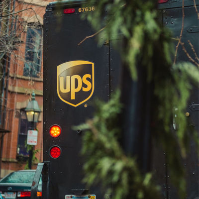 FedEx / UPS エクスプレス 貨物 中国からアメリカ ドアツー ドア サービス